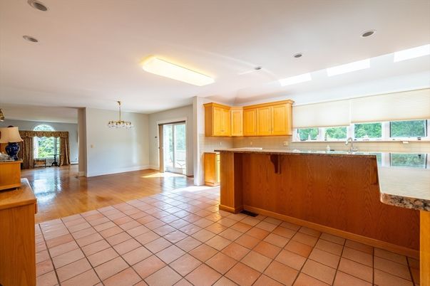 Chandelier, Interior, Kitchen, Recessed Lighting, Wood Texture Flooring