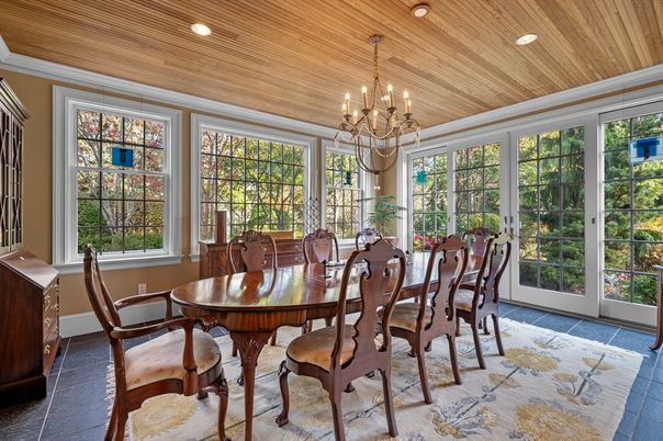 Chandelier, Dining room, Interior, Recessed Lighting, Sun Room, Wooden Ceilings