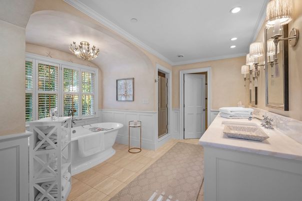 Bathroom, Free Standing Baths, Interior, Recessed Lighting