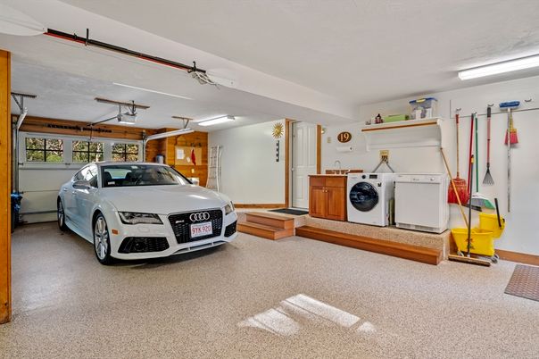 Garage, Interior, Washer