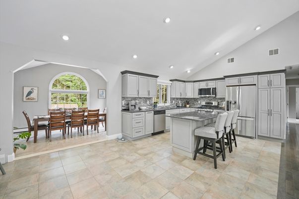 Dining room, Interior, Kitchen, Recessed Lighting, Stainless Steel Appliances