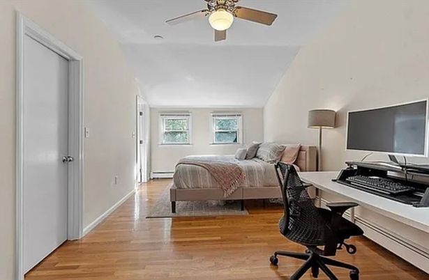 Bedroom, Home Office, Interior, Wood Texture Flooring