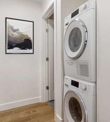Interior, Utility Closets, Washer, Wood Texture Flooring