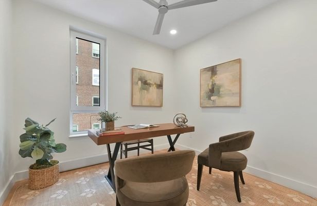 Home Office, Interior, Recessed Lighting, Wood Texture Flooring
