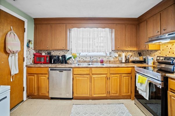 Interior, Kitchen, Stainless Steel Appliances