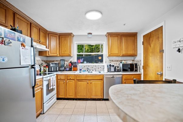 Interior, Kitchen, Stainless Steel Appliances