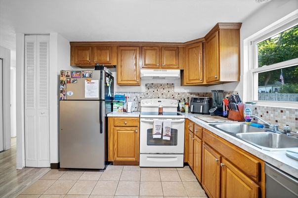 Interior, Kitchen, Wood Texture Flooring
