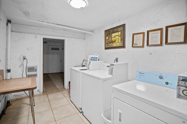 Interior, Washer