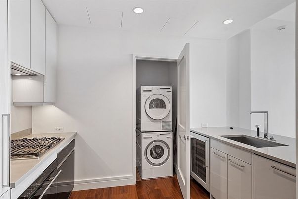 Interior, Kitchen, Recessed Lighting, Utility Closets, Washer, Wood Texture Flooring