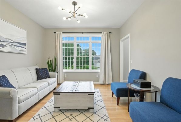 Interior, Living room, Pendant Lights, Wood Texture Flooring