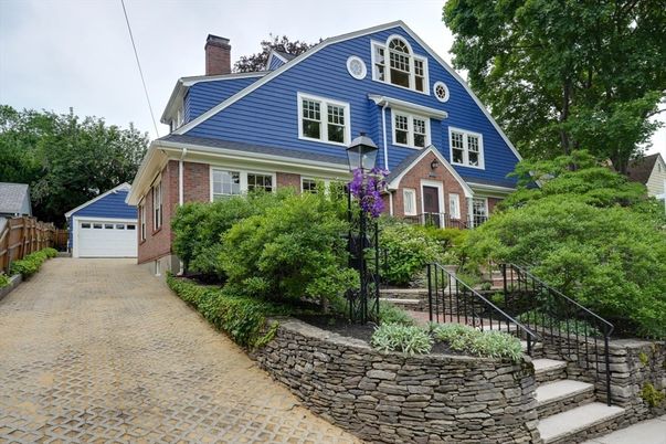 Detached Garage, Exterior, Facade, Brick Facade, Queen Anne Victorian