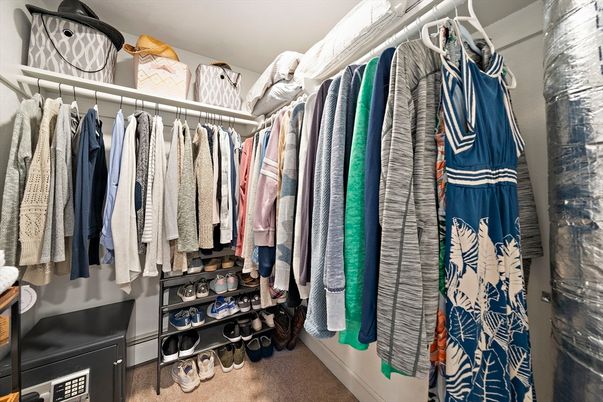 Interior, Walk-in Closets