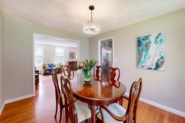 Chandelier, Dining room, Interior, Living room, Wood Texture Flooring