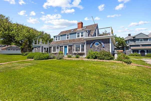 Backyard, Exterior, Facade, Georgian