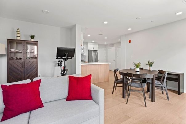 Dining room, Fitness Equipment, Interior, Kitchen, Living room, Recessed Lighting, Wood Texture Flooring