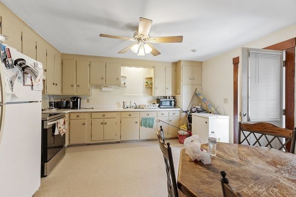 Interior, Kitchen, Washer