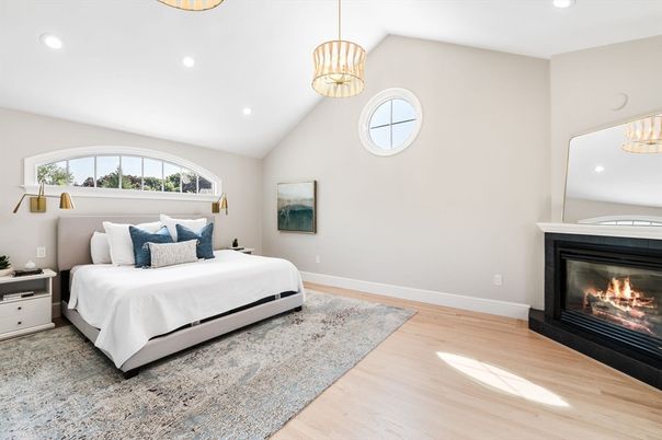 Bedroom, Fireplace, Interior, Pendant Lights, Recessed Lighting, Wood Texture Flooring