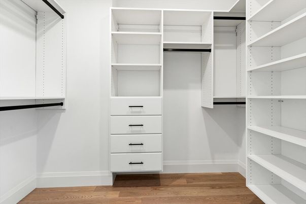 Interior, Walk-in Closets, Wood Texture Flooring