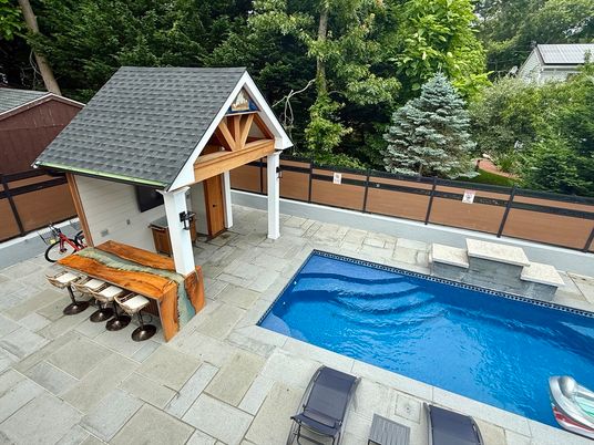 Exterior, Pool