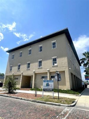 Exterior, Facade, Condo Building