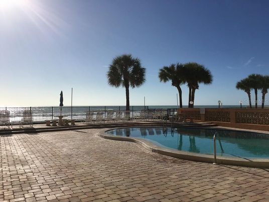 Exterior, Pool, Water