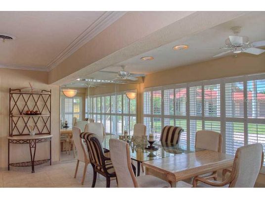 Dining room, Interior, Recessed Lighting