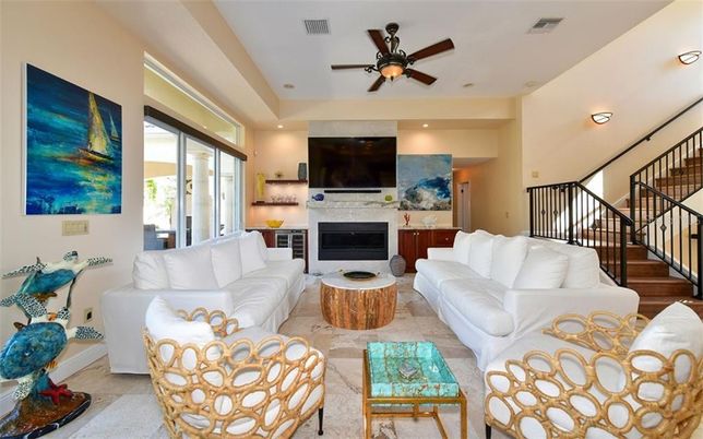Fireplace, Interior, Living room, Recessed Lighting
