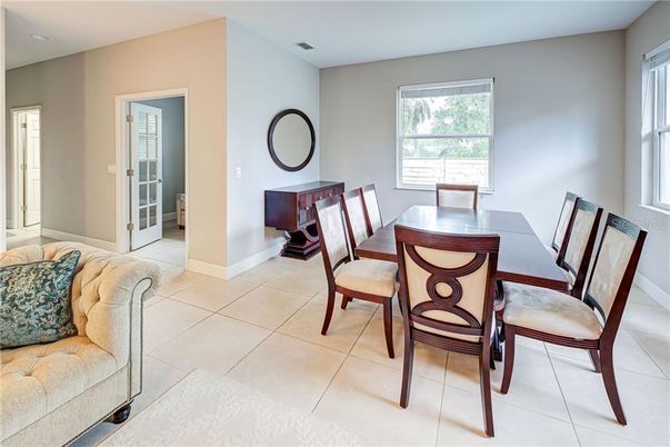 Dining room, Interior