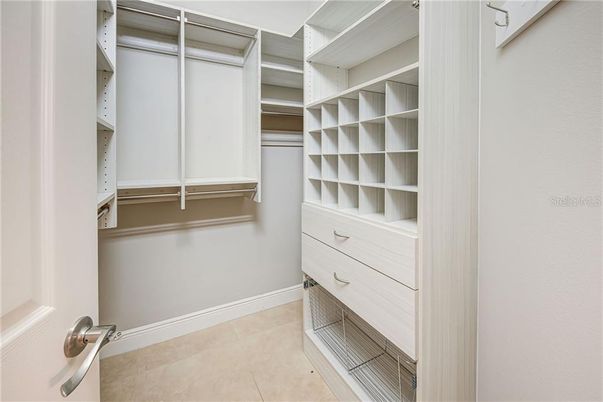 Interior, Walk-in Closets