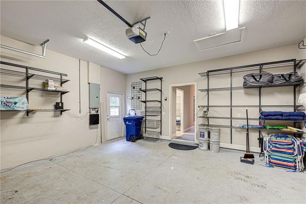 Garage, Interior