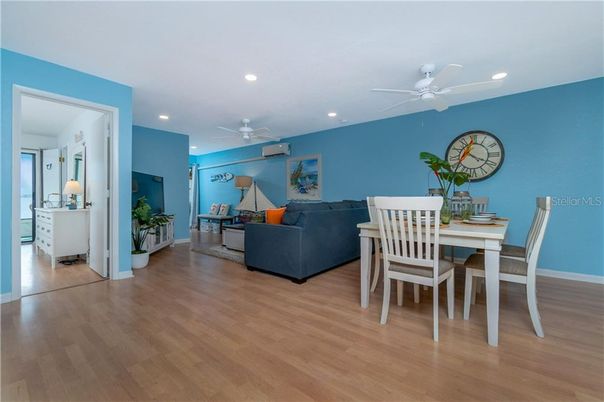Dining room, Interior, Living room, Recessed Lighting, Wood Texture Flooring