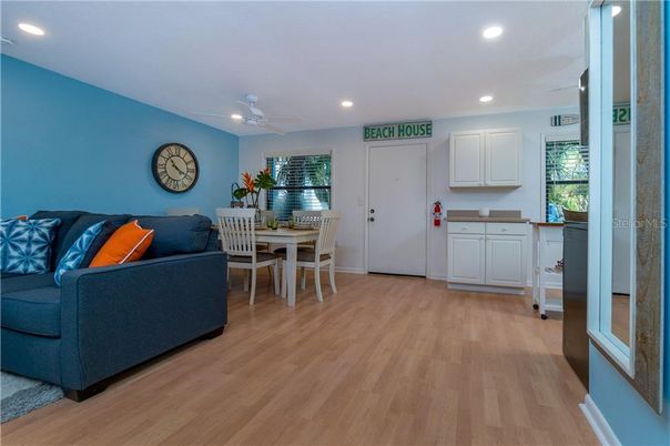 Dining room, Interior, Living room, Recessed Lighting, Wood Texture Flooring