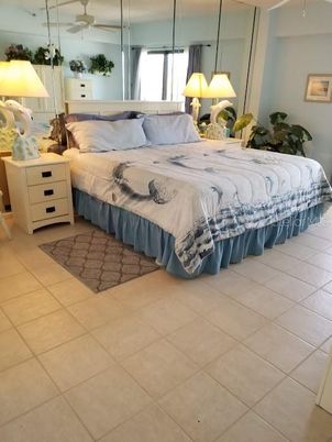 Bedroom, Interior, Pendant Lights
