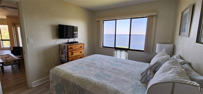 Bedroom, Interior, Water, Wood Texture Flooring