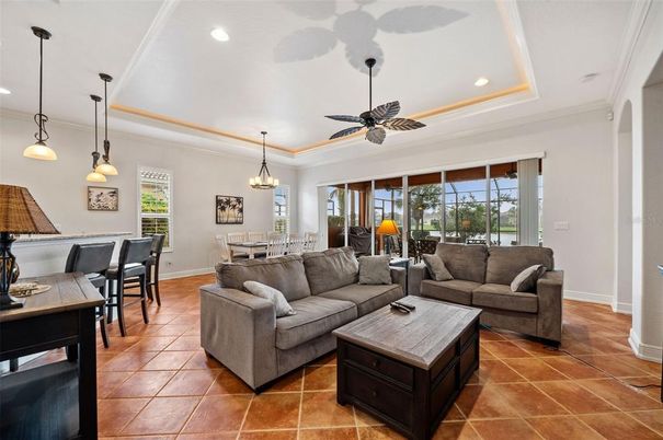 Dining room, Interior, Living room, Pendant Lights, Recessed Lighting
