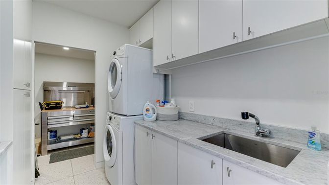 Interior, Recessed Lighting, Washer