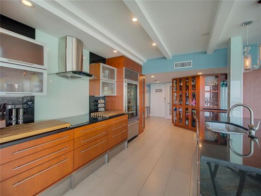 Interior, Kitchen, Pendant Lights, Recessed Lighting