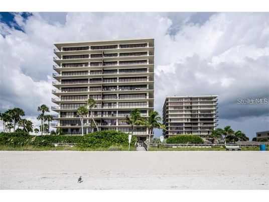 Exterior, Facade, Condo Building