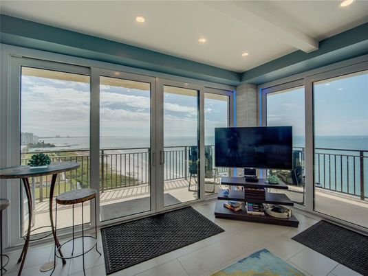Interior, Recessed Lighting, Water