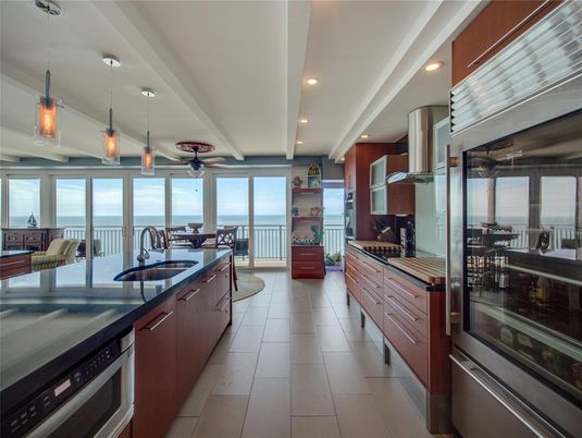 Interior, Kitchen, Pendant Lights, Recessed Lighting, Stainless Steel Appliances, Water
