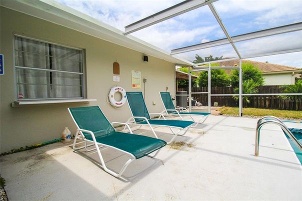 Interior, Exterior, Sun Room, Pool, Glass Ceilings