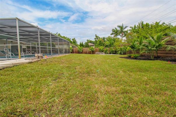 Exterior, Backyard