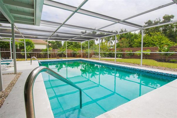 Interior, Sun Room, Pool, Glass Ceilings