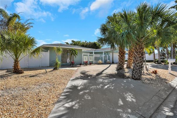 Exterior, Backyard