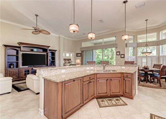 Dining room, Interior, Living room, Pendant Lights