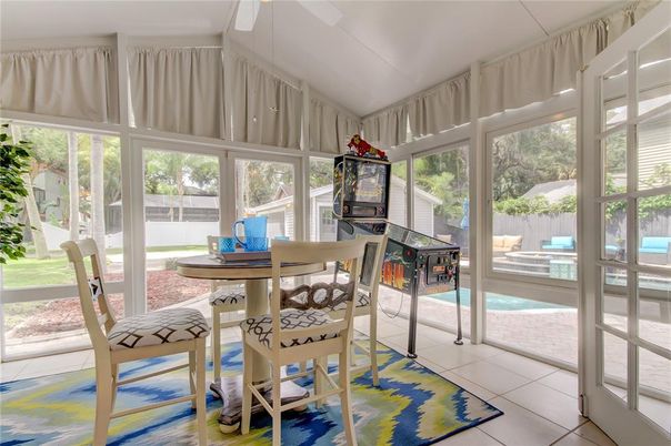 Dining room, Interior, Sun Room