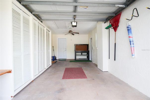 Interior, Garage