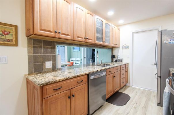 Interior, Kitchen, Wood Texture Flooring, Recessed Lighting