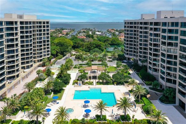 Water, Exterior, Pool, Other, Skyline