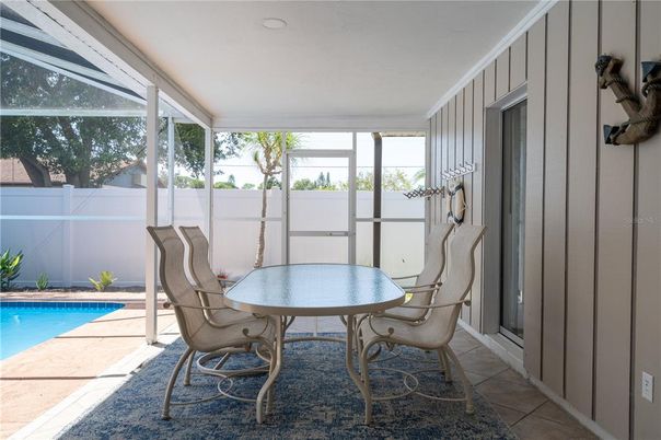 Dining room, Interior, Pool, Sun Room